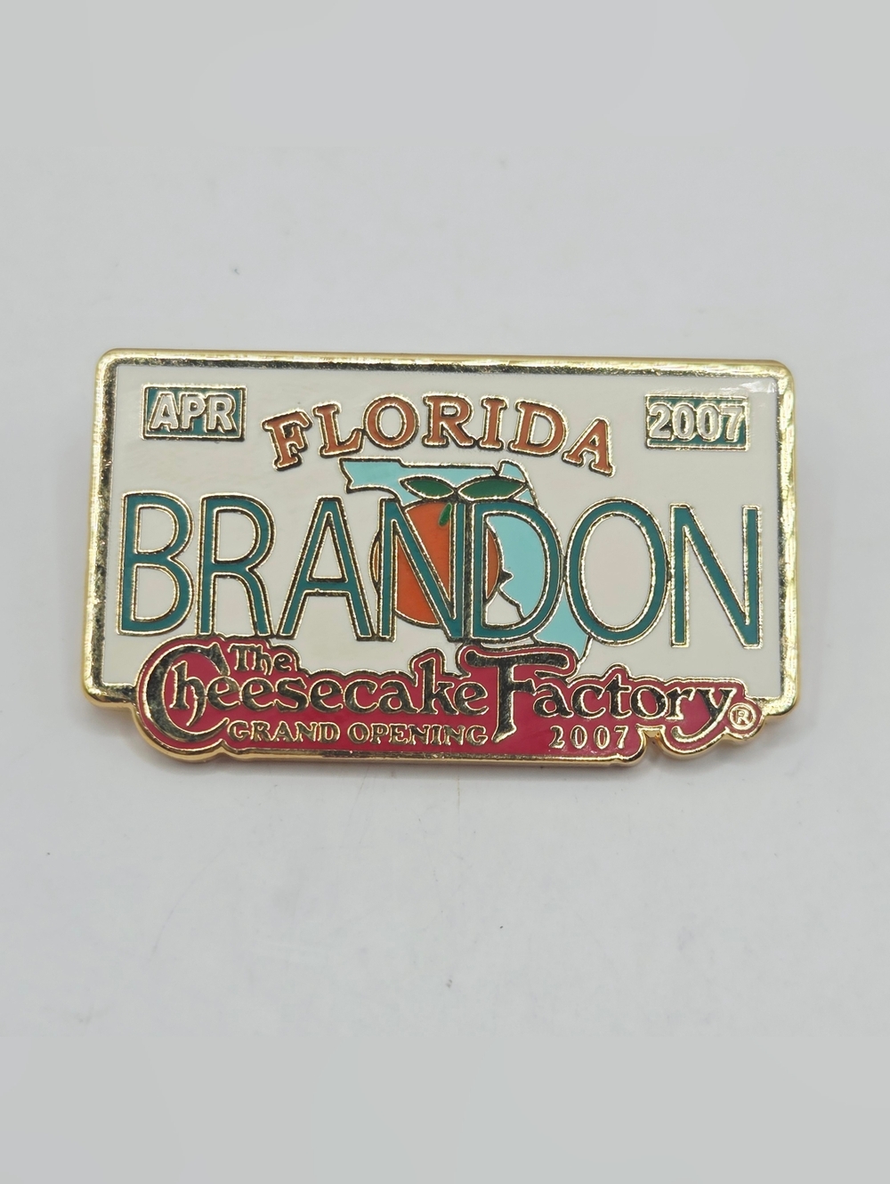 THE CHEESECAKE FACTORY PIN BRANDON FL GRAND OPENING PLATE PIN APRIL 2007